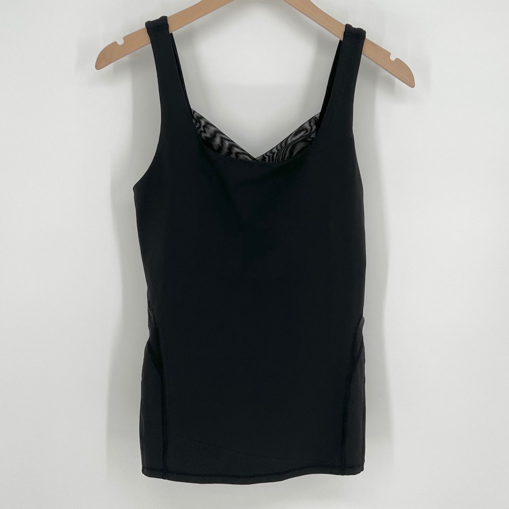 Lululemon Women Strappy Back Tank Top Size 8 Black Built-in Bra Active Yoga Gym